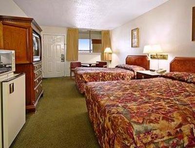 фото отеля Travelodge New Orleans West Harvey