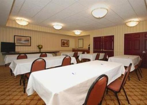 фото отеля Sleep Inn And Suites Wisconsin Rapids