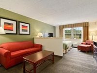 Days Hotel West Chester- Brandywine Valley