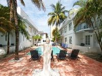Courtyard Apartments