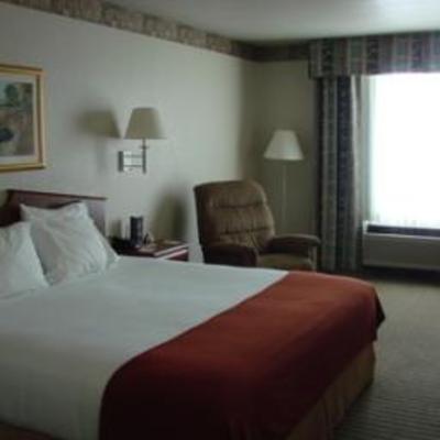 фото отеля Holiday Inn Express Hotel & Suites Lexington (Nebraska)