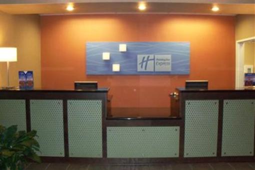 фото отеля Holiday Inn Express Hotel & Suites Lexington (Nebraska)