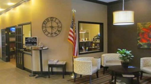 фото отеля Holiday Inn Express Hotel & Suites Lexington (Nebraska)