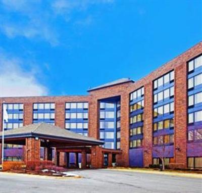 фото отеля Holiday Inn Chicago - Crystal Lake