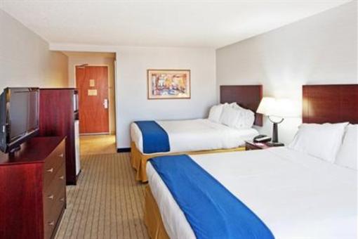 фото отеля Holiday Inn Express Hotel & Suites Bremen