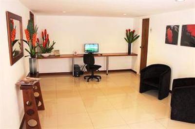 фото отеля Alcazar de Oviedo Apart Hotel Medellin