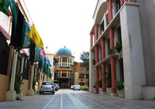 фото отеля Narmada Jacksons Hotel