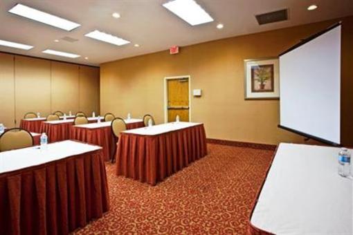 фото отеля Holiday Inn Express Lake Buena Vista