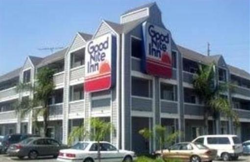 фото отеля Good Nite Inn Sylmar