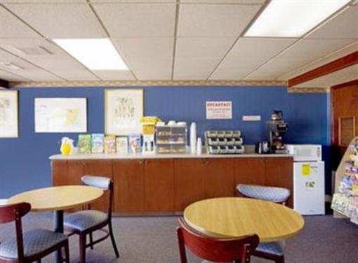 фото отеля Americas Best Value Inn Canebrake Savannah (Georgia)