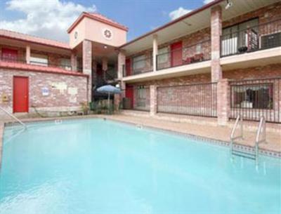 фото отеля Howard Johnson San Antonio Downtown