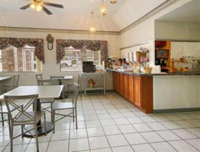 фото отеля Howard Johnson San Antonio Downtown