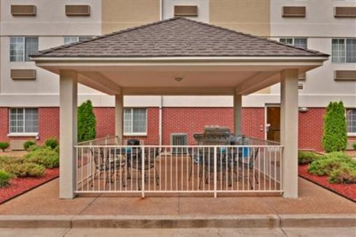 фото отеля Candlewood Suites Olive Branch
