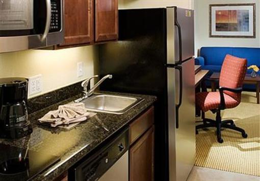фото отеля TownePlace Suites Houston Intercontinental Airport