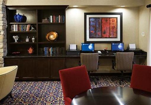 фото отеля TownePlace Suites Houston Intercontinental Airport