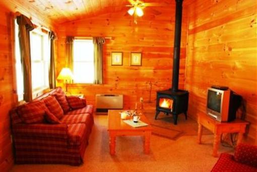 фото отеля Sterling Ridge Inn & Log Cabins