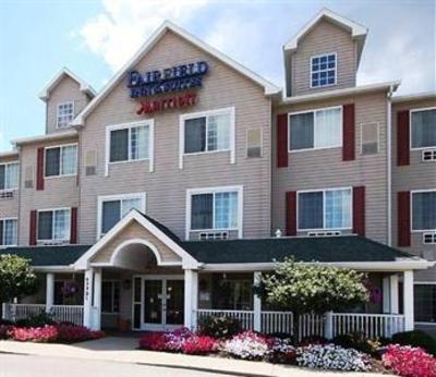 фото отеля Fairfield Inn and Suites by Marriott Wheeling St Clairsville