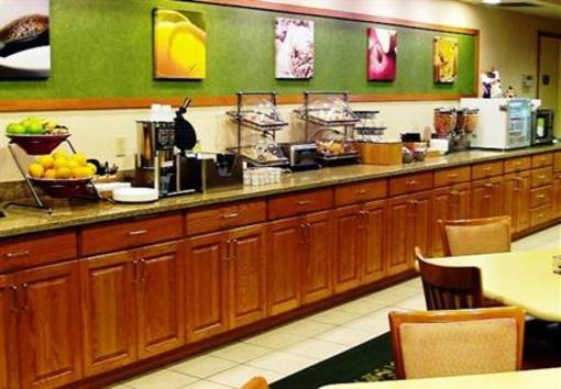 фото отеля Fairfield Inn and Suites by Marriott Wheeling St Clairsville
