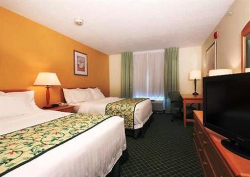 фото отеля Fairfield Inn and Suites by Marriott Wheeling St Clairsville