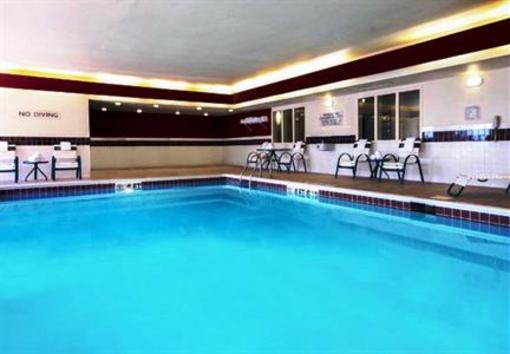 фото отеля Fairfield Inn and Suites by Marriott Wheeling St Clairsville