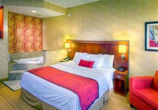 фото отеля Courtyard by Marriott Middletown