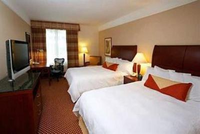 фото отеля Hilton Garden Inn Milford