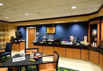 фото отеля Fairfield Inn & Suites Verona