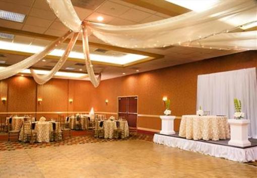 фото отеля Courtyard by Marriott Los Angeles Pasadena/Monrovia