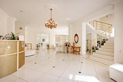 фото отеля Princess Apartments Odessa
