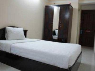фото отеля Elegant Inn Hotel