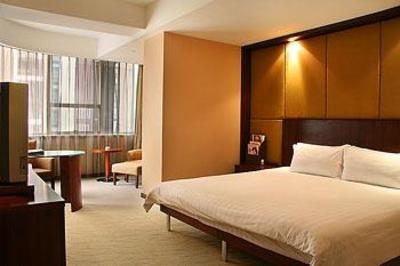 фото отеля Ruitai Jingan Hotel