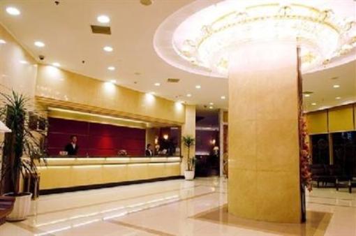 фото отеля Ruitai Jingan Hotel