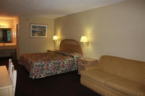 фото отеля Deluxe Inn Kingstree