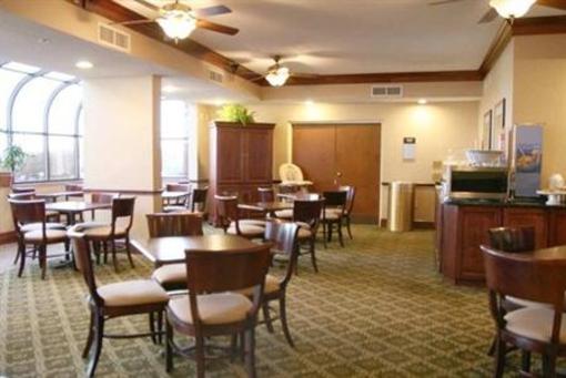 фото отеля Hampton Inn Staunton