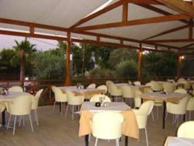 фото отеля Xylokastro Beach Hotel
