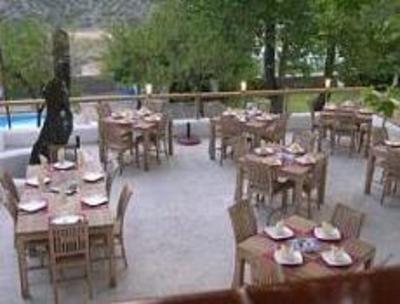 фото отеля Los Almendros Hotel & Camping Cortes de la Frontera
