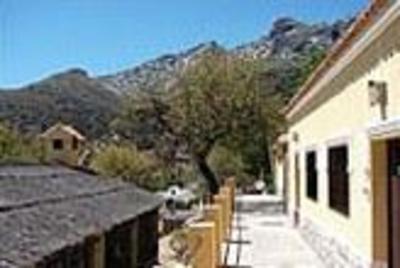 фото отеля Los Almendros Hotel & Camping Cortes de la Frontera