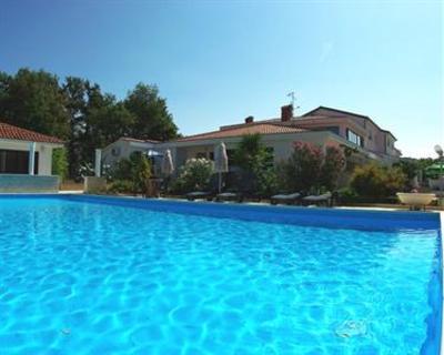 фото отеля Hotel Villa Holiday Porec