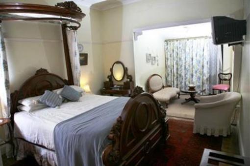 фото отеля Breeze Inn B&B