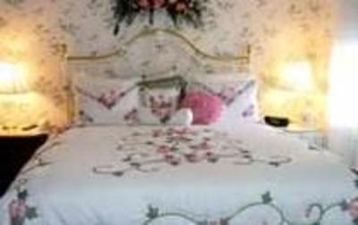 фото отеля Blue Max Inn Bed & Breakfast