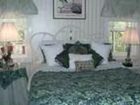 фото отеля Blue Max Inn Bed & Breakfast