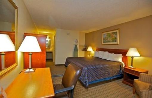 фото отеля Red Roof Inn Newport