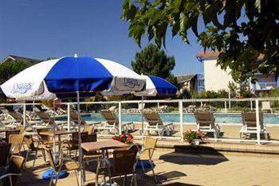 фото отеля Odalys Residence Club Du Port Hourtin