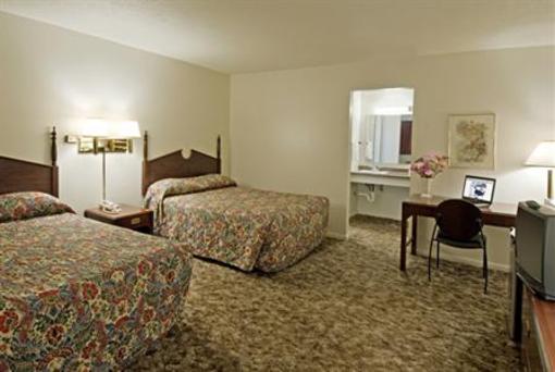 фото отеля Americas Best Value Inn-Greeley Evans