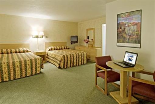 фото отеля Americas Best Value Inn-Greeley Evans