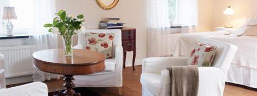 фото отеля Kiviks Hotell