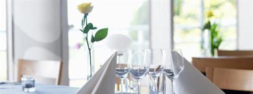фото отеля Kiviks Hotell