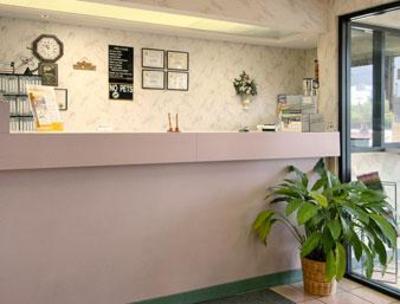 фото отеля Super 8 Motel Byron