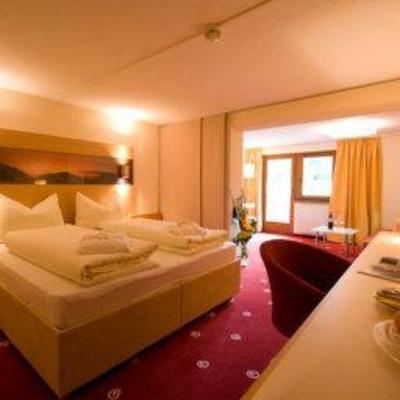 фото отеля Hotel Sonnblick Sankt Leonhard im Pitztal