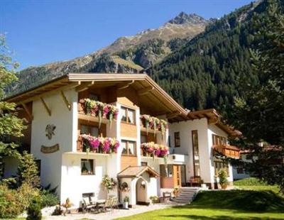 фото отеля Hotel Sonnblick Sankt Leonhard im Pitztal